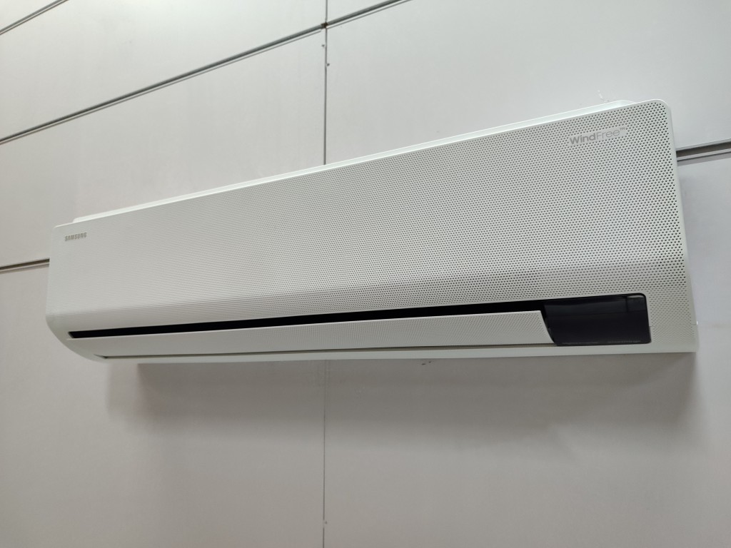 Samsung AR24BXFCM 24000 Btu Wi-Fi WindFree Klima görsel 3